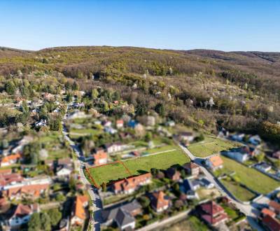  Stavebný pozemok so všetkými IS v Marianke