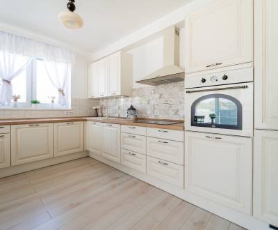 Na predaj 3i byt Soblahov 76m2 + balkón + parkovacie miesto