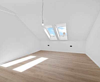 PREDAJ 3i byt v štandarde s možnosťou dokončenia, Nové Mesto