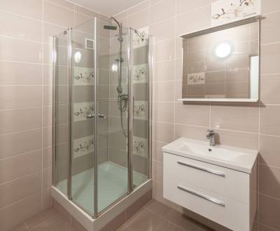 Predaj 3 izb. bytu s loggiou na G. Bethlena v NZ