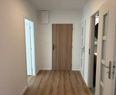 PREDAJ - 3,5 izbový byt v Trnovci nad Váhom REZERVOVANÉ