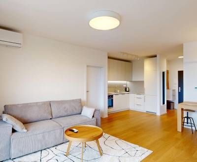 3D, prenájom 2i. byt s balkónom a vnút. park. státím, Piesková, Nitra