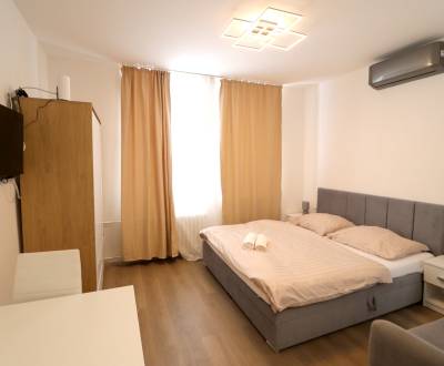 PRENÁJOM: 1 izbový byt priamo v centre, Piešťany