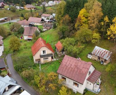 Starší rodinný dom s veľkým pozemkom - Veľké Rovné