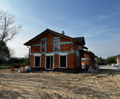 Predaj novostavby 5-izbových rodinných domov v Stupave (107)
