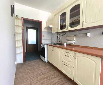 ‼️ BYT NA PREDAJ, BÁNOVCE NAD BEBRAVOU - SÍDLISKO SEVER ( 3 IZBOVÝ) ‼️