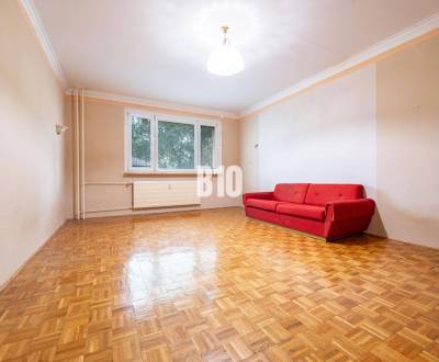 REZERVOVANÉ_ veľký 3 izb. byt s balkónom - Nitra, Klokočina