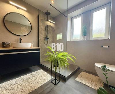 Rezervované - Bernolákova - kompletne prerobený 2i byt - tehlová bytov