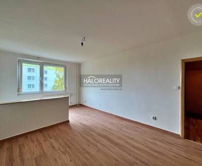 Predaj, dvojizbový byt Levice, Rybníky II, po čiasto...