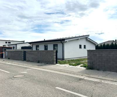 Novostavba: 4 izbový nízkoenergetický bungalov, Slovenský Grob, 