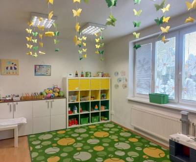 Prenájom RD v Ružinove, Mierová ulica, vhodný škôlku, firmu...