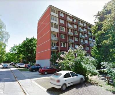 Prenájom 1-izbového bytu, A. Hlinku Piešťany