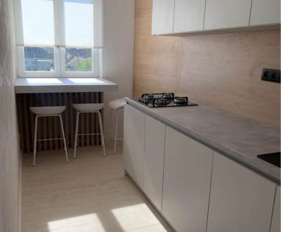 Na prenájom zariadený klimatizovaný byt Pezinok - Sever