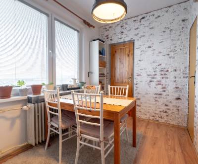 PRIESTRANNÝ - 3,5i byt 82 m2 + loggia - Dubnica nad Váhom