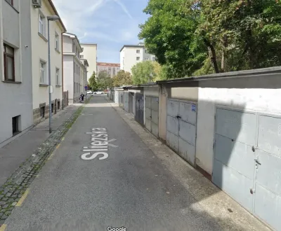 Garáž na ul. Sliezska, BA III - Nové Mesto aj s pozemkom