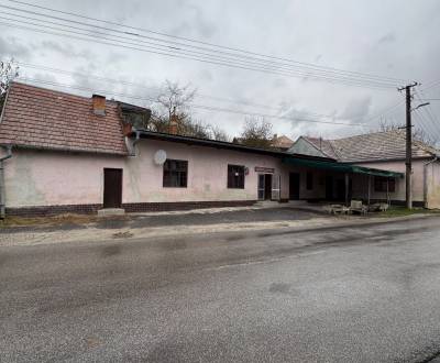 Nehnuteľnosť na predaj Plášťovciach