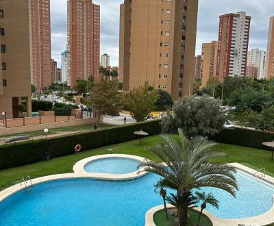 LUXUSNÝ byt Benidorm 105m2, 3spálne, bazén 