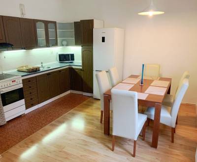 Veľký 2i byt v žiadanej lokalite BA - Nové Mesto