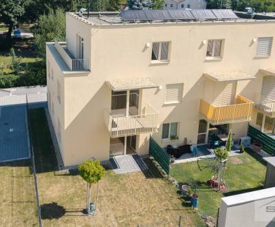 2-izbový byt s terasou 15 m² a parkovaním v tichej časti Bratislavy