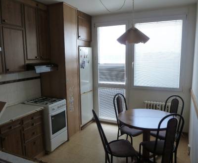 Prenájom 3-izbového bytu pri Draždiaku, Bratislava V