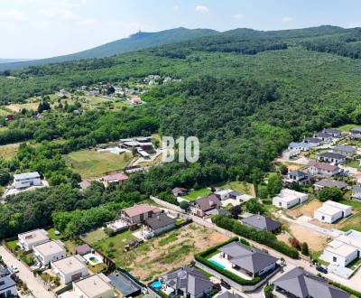 Štitáre - Pozemok so stavebným povolením -  805 m2