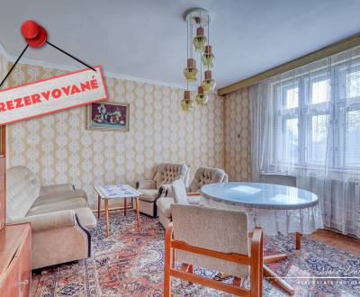 REZERVOVANÉ Starší 2-izbový rodinný dom v obci Dobrá Voda