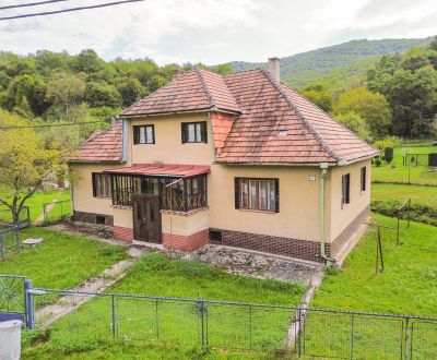 5i RD s garážou, Čierna Lehota, okr. Bánovce n./B.