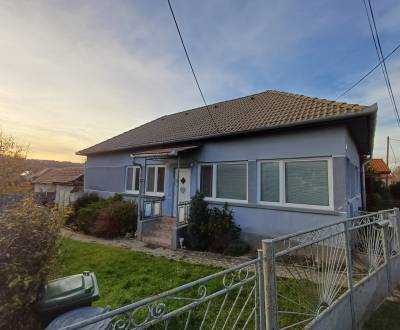 Pekný rodinný dom v obci Dlhá Ves.