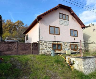 Rodinný dom na predaj, Stará Kremnička, okres Žiar nad Hronom 