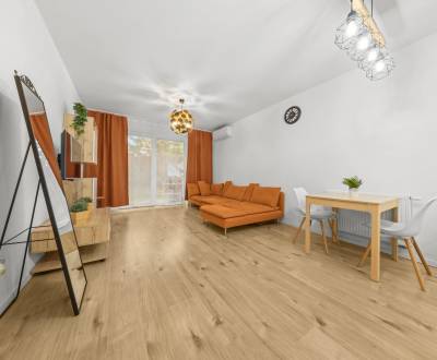 NOVOSTAVBA 2-IZB.BYT,ZÁHRADKA 26 m²,PARK.STÁTIE, MAHULANKA,PEZINOK