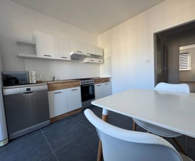 3 izbový zrekonštruovaný byt na prenájom - Martin