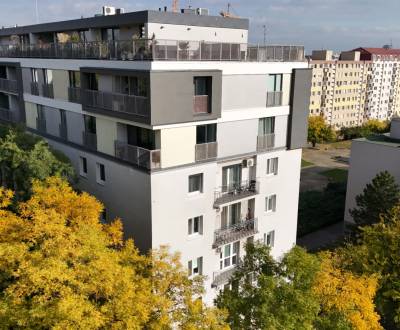 Zariadený 3 izbový byt vo výbornej lokalite