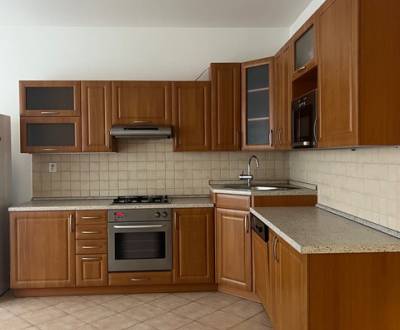 3 Izbový byt na ulici Jozefa Krónera na prenájom