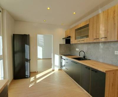 Krásny zrekonštruovaný 3-izbový byt vo Svite na prenájom