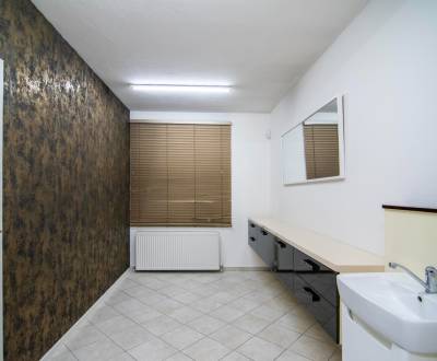 Prenájom nebytového priestoru v centre Senca