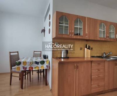 REZERVOVANÉ - Predaj, trojizbový byt Žiar nad Hronom...