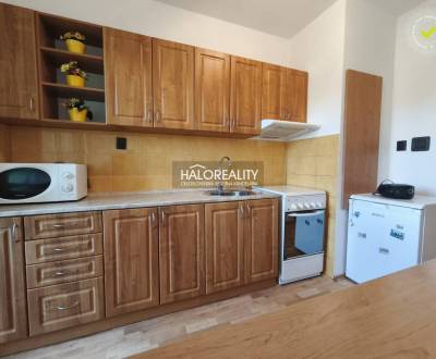 Predaj, trojizbový byt Žiar nad Hronom, Centrum II -...