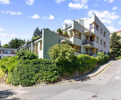 Staré Mesto | 4i byt 175 m² + 4 balkóny + možnosť 2× parking