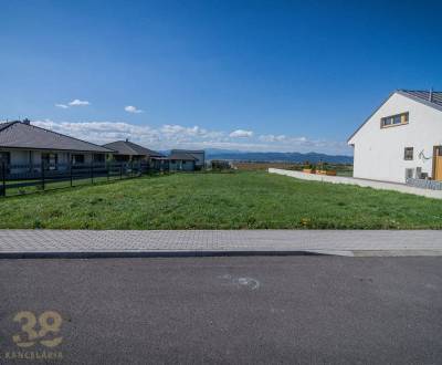 Stavebný pozemok s kompletnými sieťami v krásnej lokalite pod Tatrami