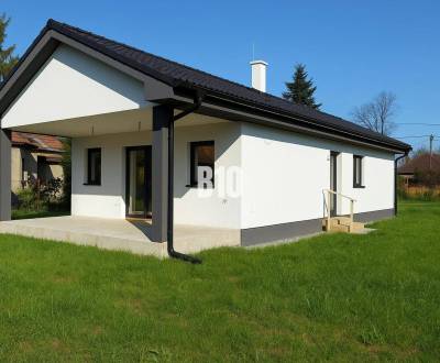 NOVOSTAVBA 4-izbového rodinného domu v Kozárovciach