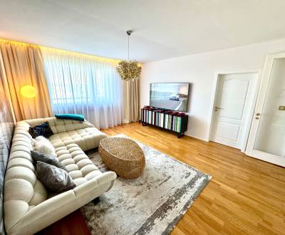 Elegantný, slnečný, 3i byt na Slavíne, priamo nad Horským Parkom