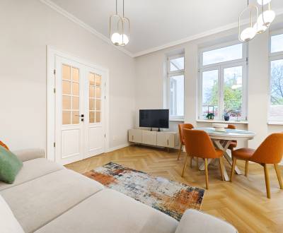 Exkluzívny trojizbový staromestský byt v centre Košíc #nehnutelnosti