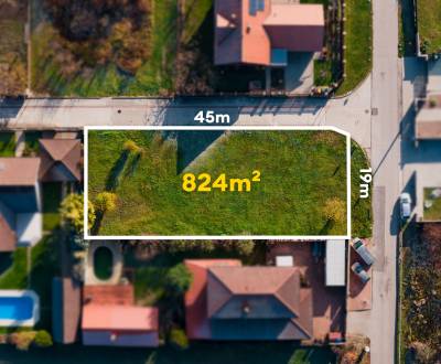 STAVEBNÝ POZEMOK 824 m2 - VINOSADY, OKRES PEZINOK