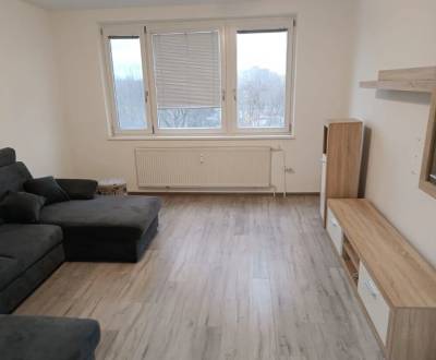  3-izbový byt začiatok Petržalky s loggiou 