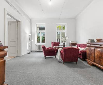 3- izb. byt o výmere 105m2 v historickom centre.