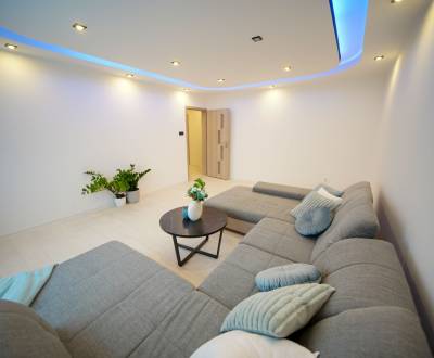 Na predaj 3 izbový byt (77 m²) na 12. p. – KVP, ZOMBOVA