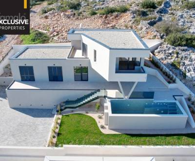 Luxusná vila s bazénom na predaj – Murter, Betina