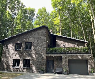 PREDAJ 8 IZB.REKREAČNEJ CHATY - VILY V MODRE HARMÓNII