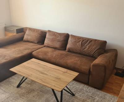 Exkluzívne na predaj útulný 2-izbový byt, Bratislava - Petržalka