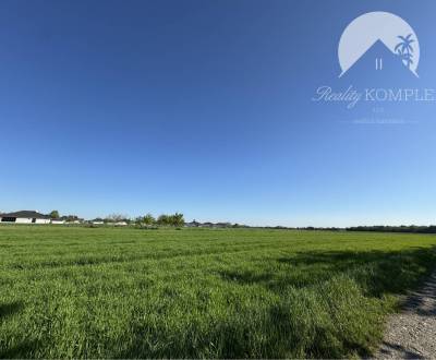 Vám ponúka EXKLUZÍVNE NA PREDAJ stavebné pozemk